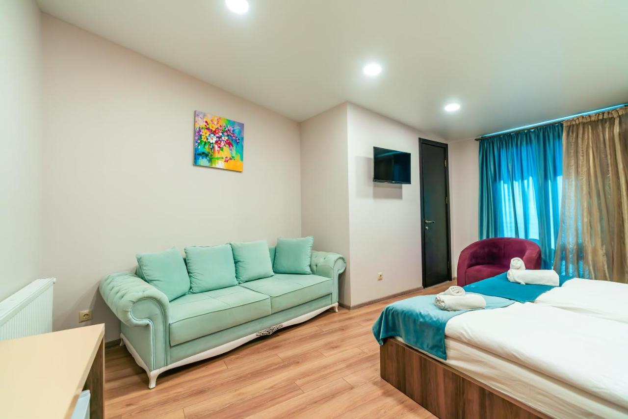 Hotel Classic Suites Tbilisi ภายนอก รูปภาพ